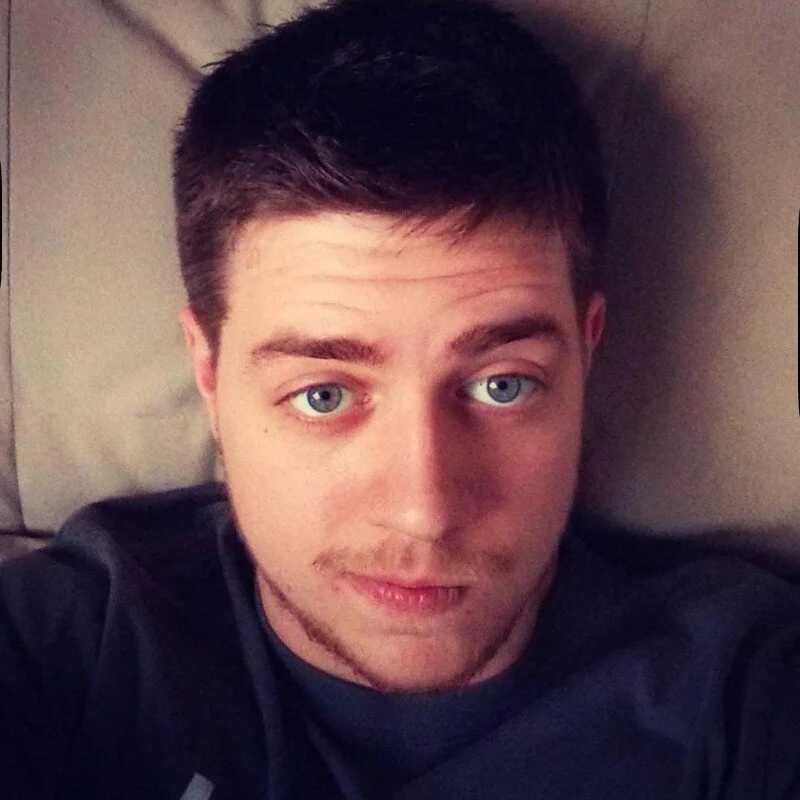 aaronlegend_ — FansOnlyX creator profile