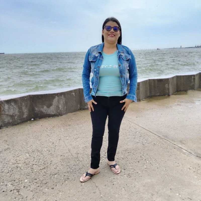 valeriasquirt — FansOnlyX creator profile