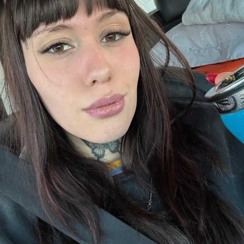 redslut — FansOnlyX creator profile