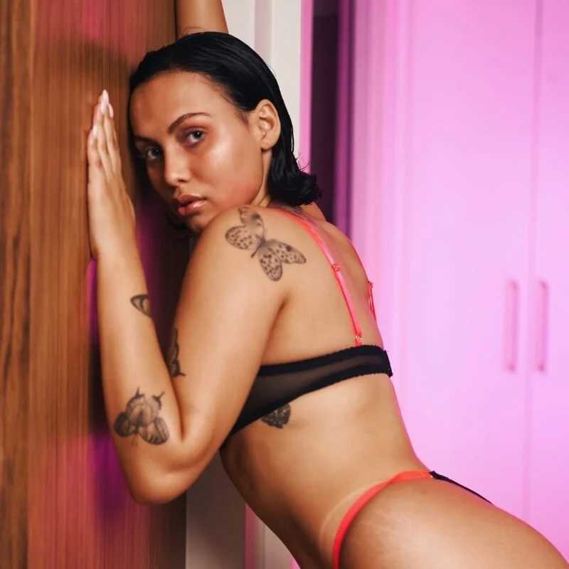 hailee_starr_xo — FansOnlyX creator profile