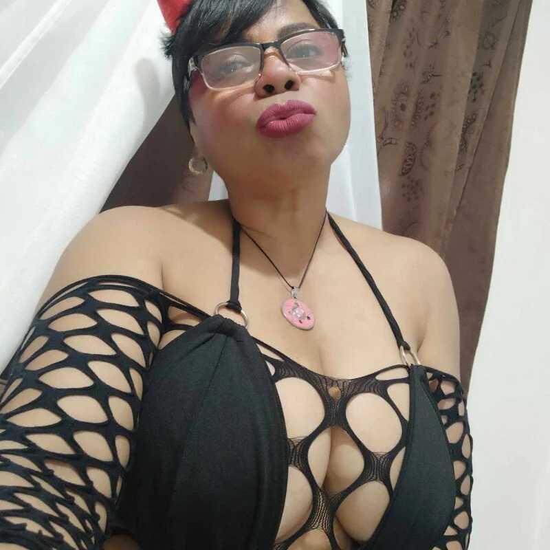 Liliita — FansOnlyX creator profile