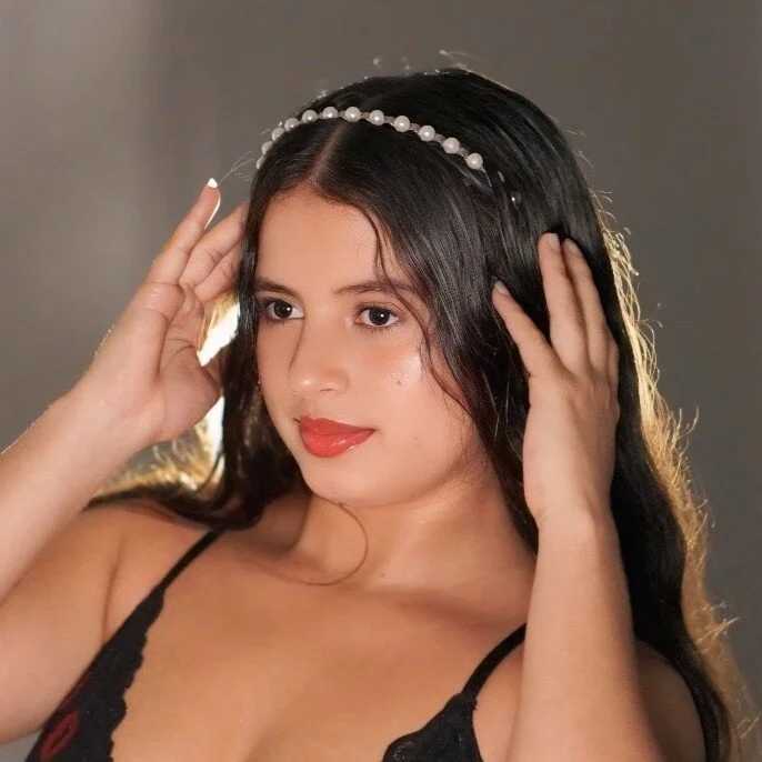 goodess_brunette_ — FansOnlyX creator profile