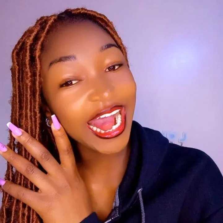 Bloomingbesh — FansOnlyX creator profile