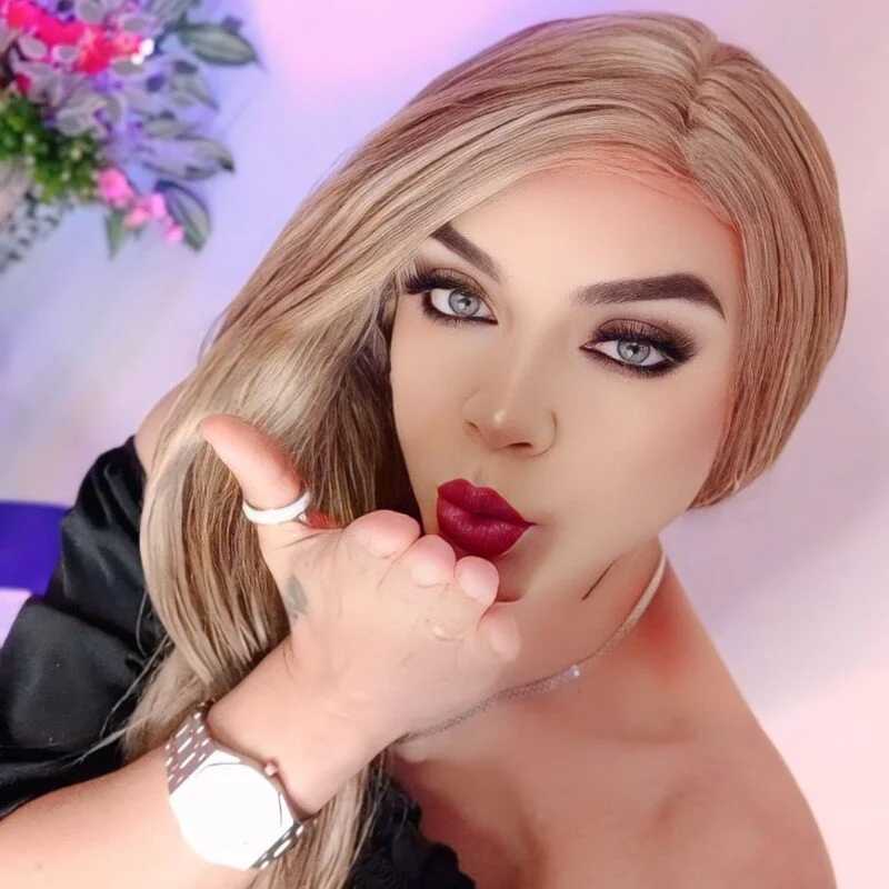 karol_elegance_ — FansOnlyX creator profile