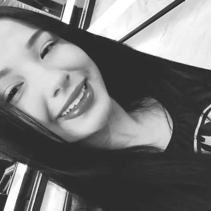 Ashley_Evanss22 — FansOnlyX creator profile