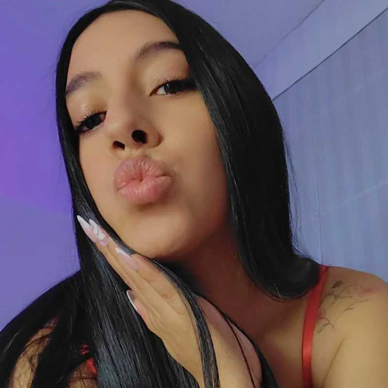 Melannyy_V — FansOnlyX creator profile