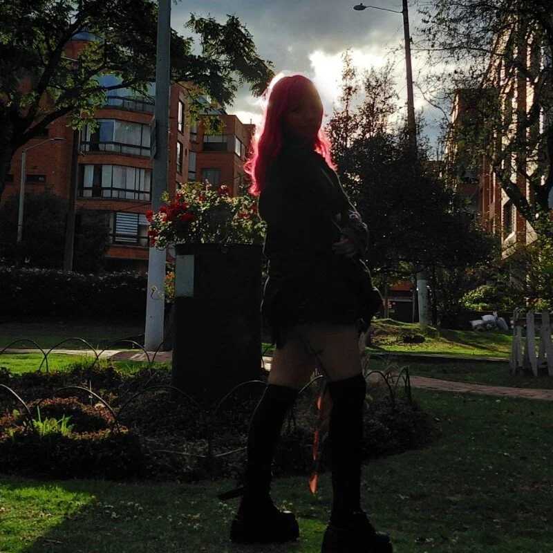 evie_cloud — FansOnlyX creator profile