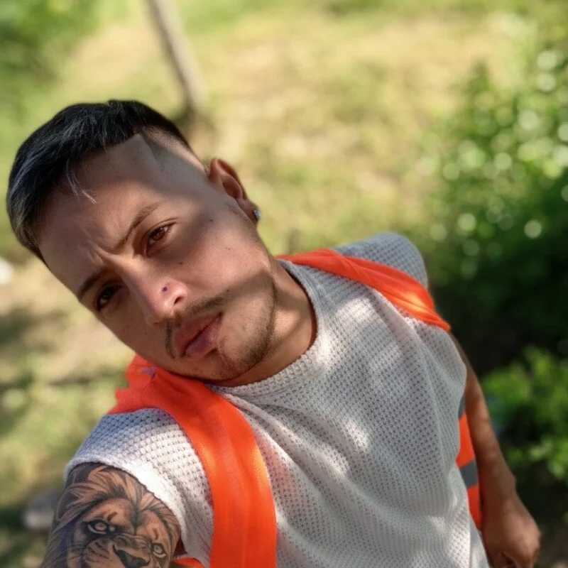 ezequiel4637 — FansOnlyX creator profile