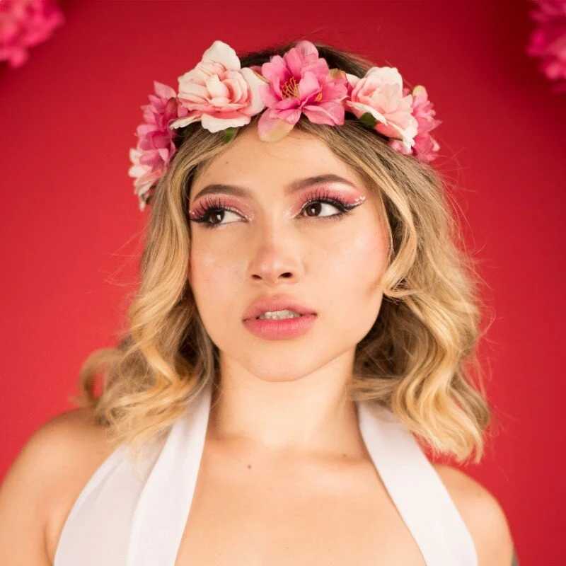 AyraSmith_ — FansOnlyX creator profile