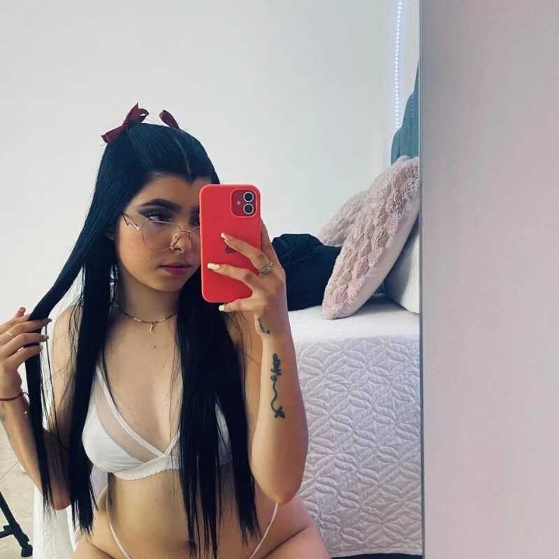 ariell_dl — FansOnlyX creator profile