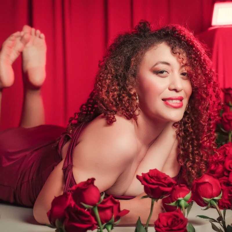GiaSMonroe — FansOnlyX creator profile