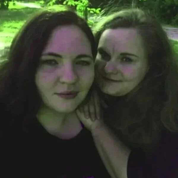 EmmaXKristall — FansOnlyX creator profile