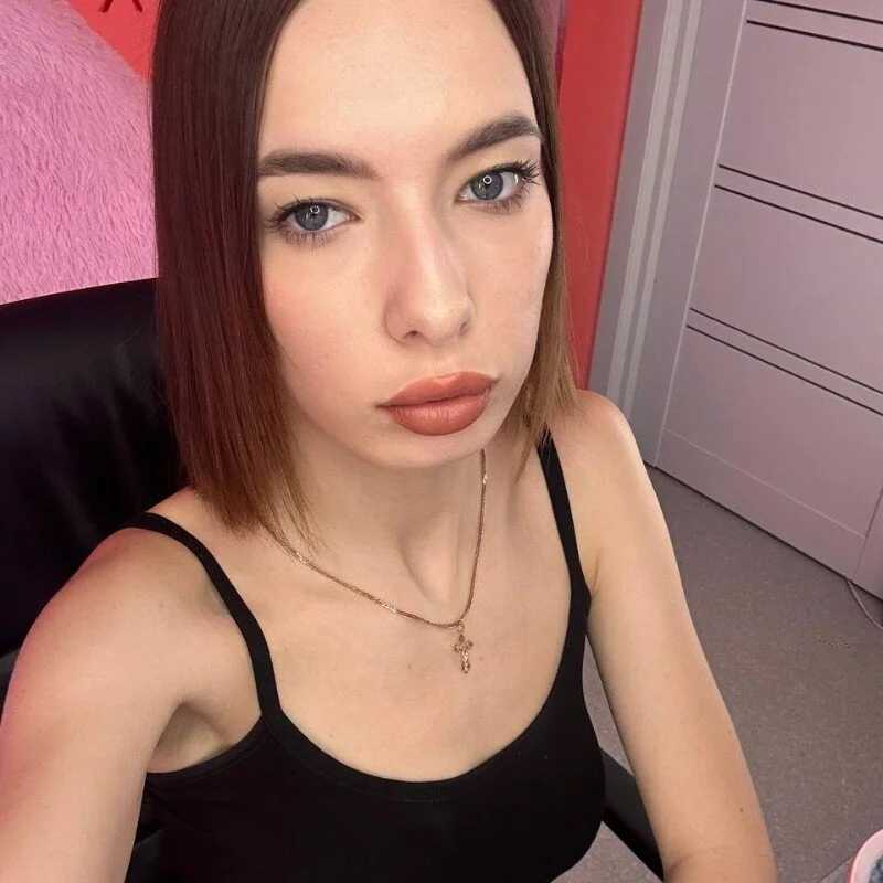 ElzaMadison — FansOnlyX creator profile