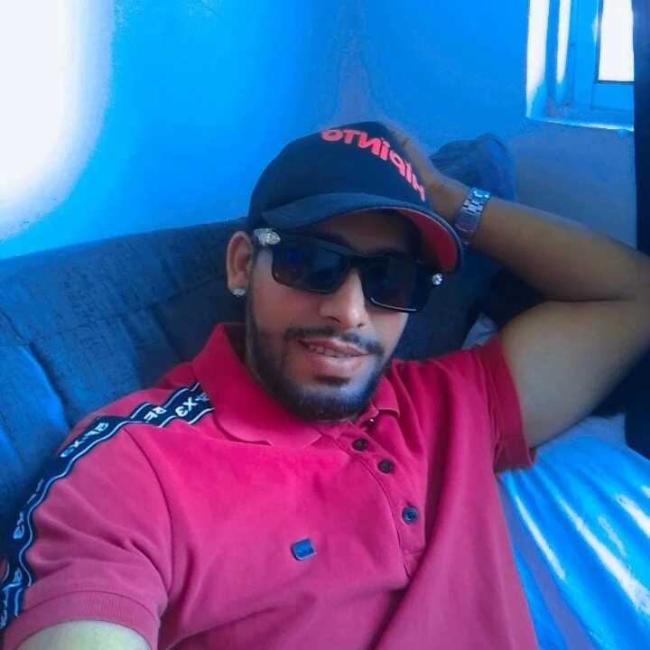 luis_23hot — FansOnlyX creator profile