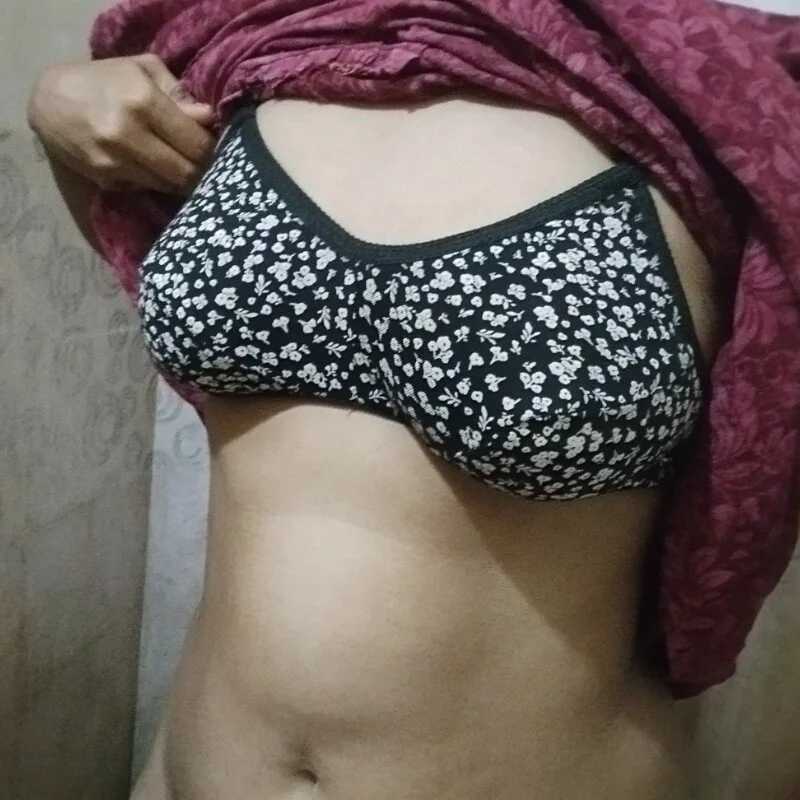 rajitelugugirl — FansOnlyX creator profile