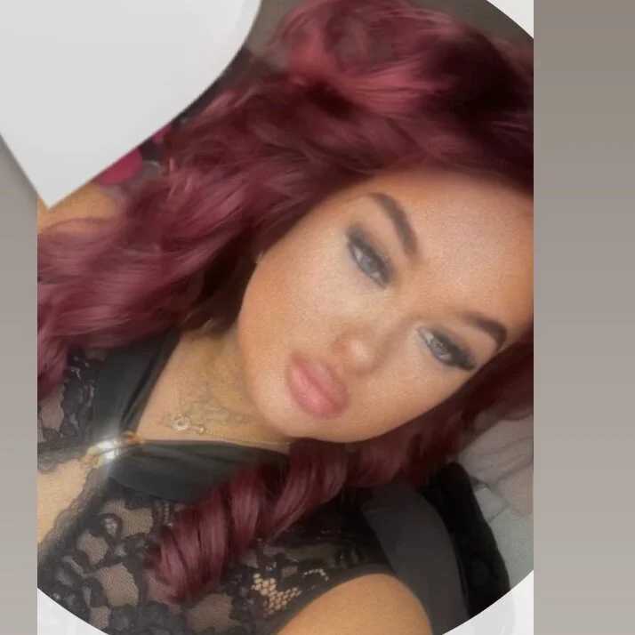 RedHeadShani — FansOnlyX creator profile