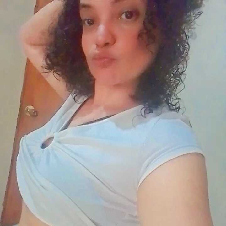 paola_girlsex — FansOnlyX creator profile