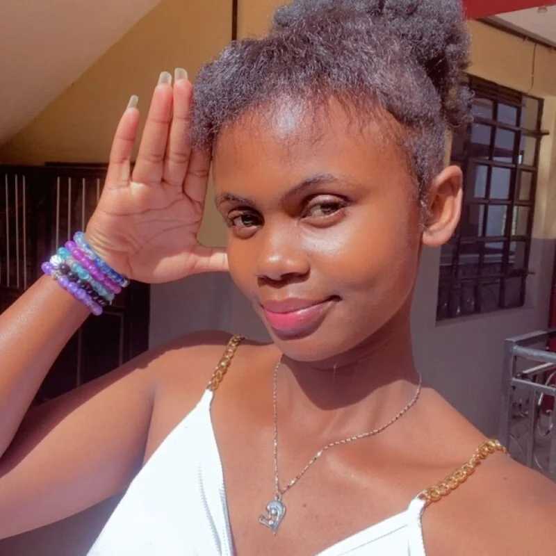Ebony_squiter — FansOnlyX creator profile
