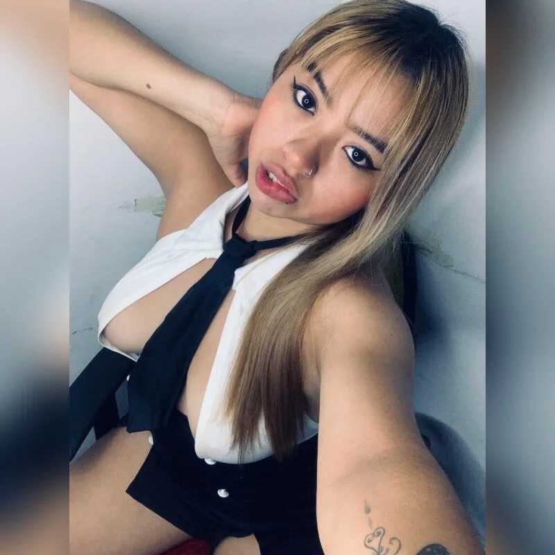 Emily__Hott — FansOnlyX creator profile