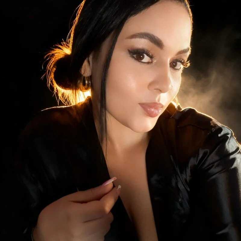 vanesapalacios — FansOnlyX creator profile