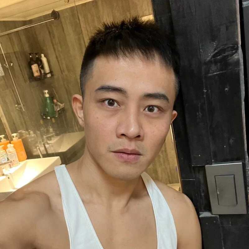 deansu0819 — FansOnlyX creator profile