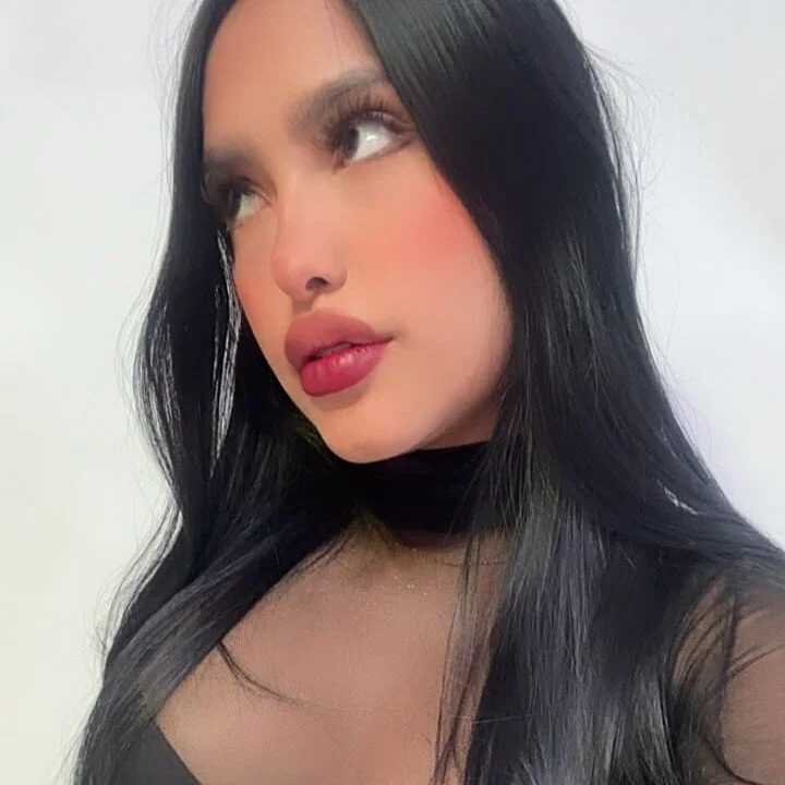sofia_velvet1 — FansOnlyX creator profile