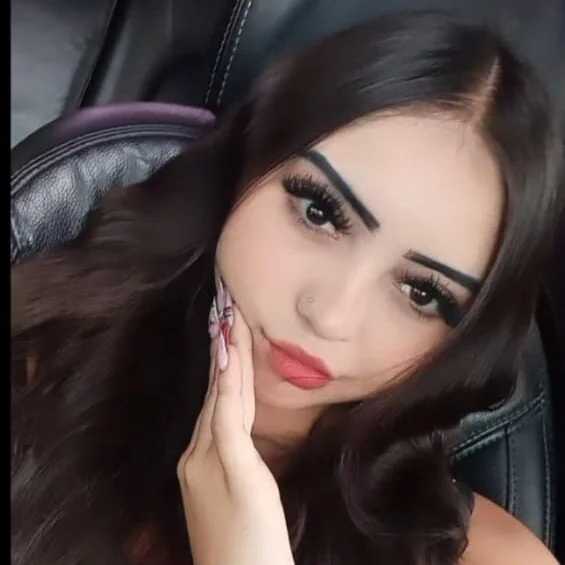 mia_petite_cn — FansOnlyX creator profile