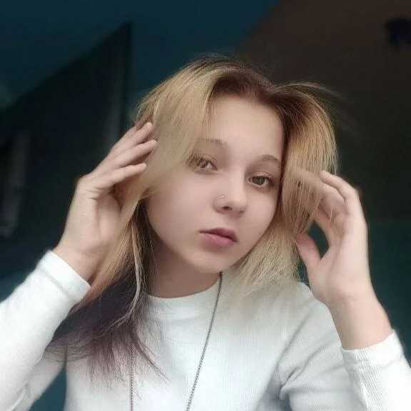 Clara_Schneider0 — FansOnlyX creator profile