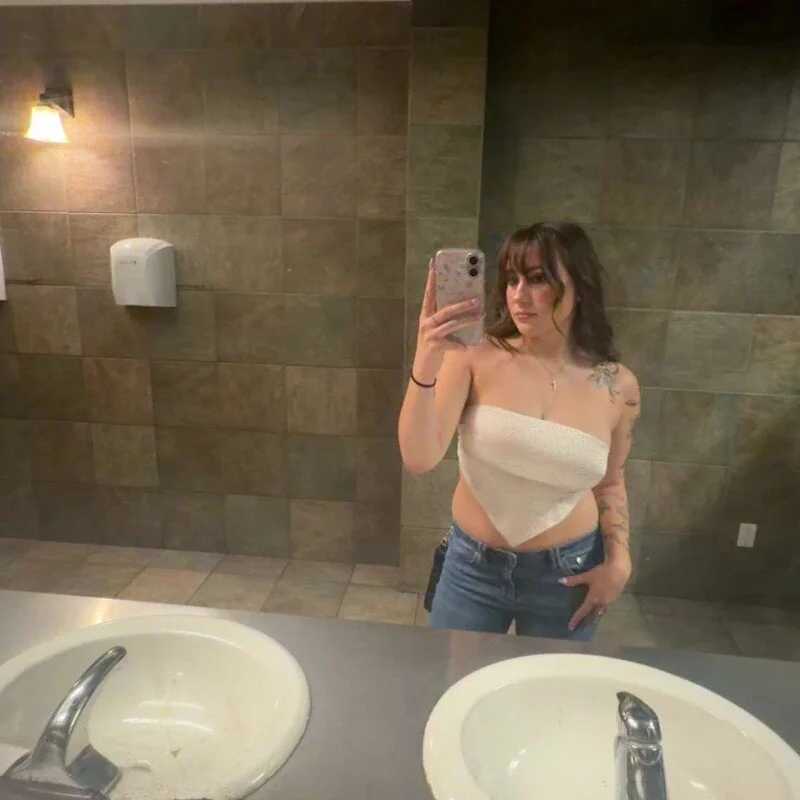 honeydoll20 — FansOnlyX creator profile