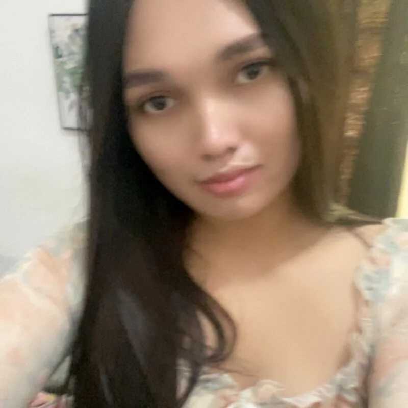 Nikki_Karishma — FansOnlyX creator profile