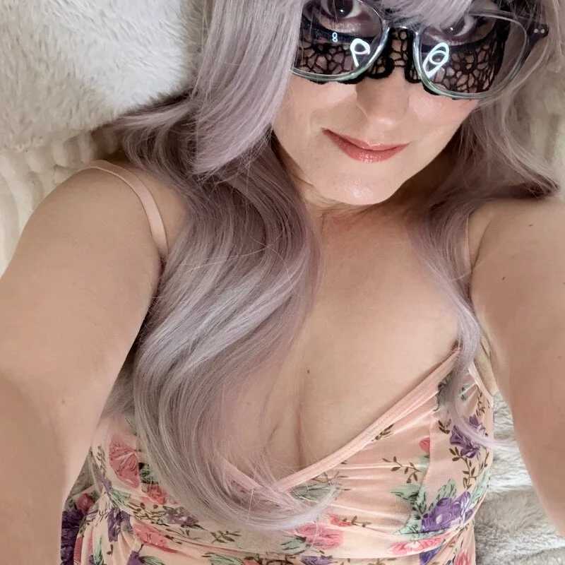 LexiNage — FansOnlyX creator profile