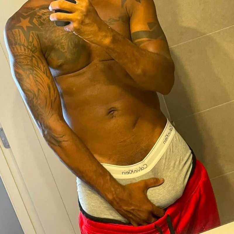 carl_dio18 — FansOnlyX creator profile