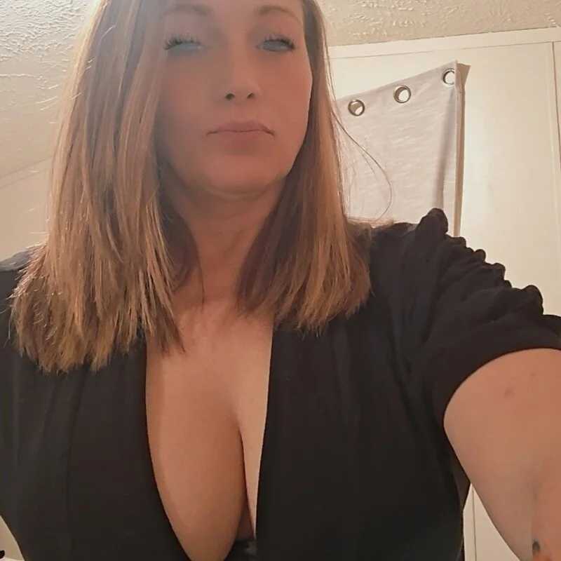 Mariamakeucum — FansOnlyX creator profile