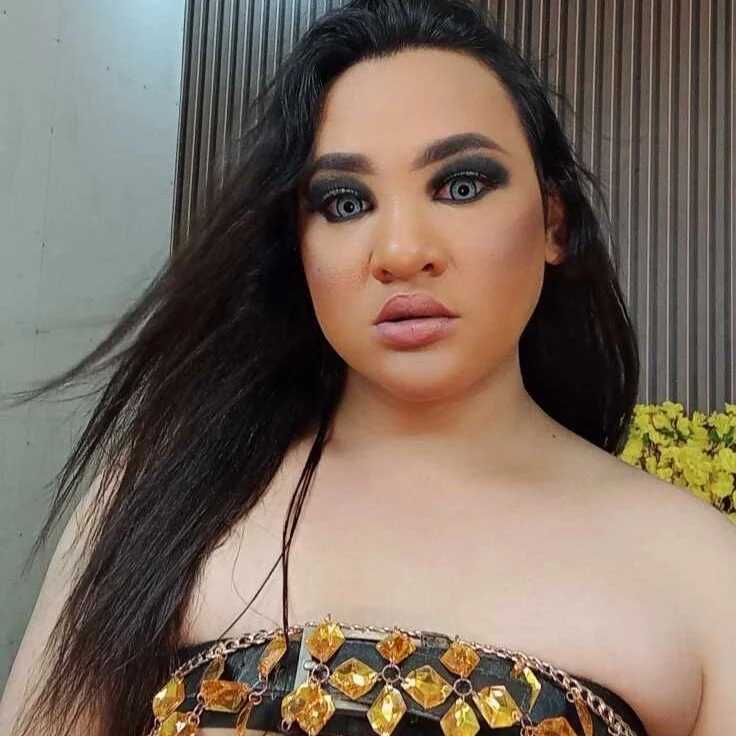 Sexbomb_Ella — FansOnlyX creator profile