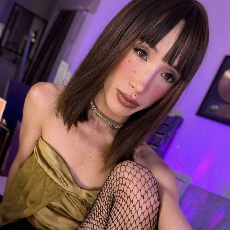 crista_123xxx — FansOnlyX creator profile