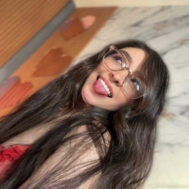 Eva_Macalliter — FansOnlyX creator profile
