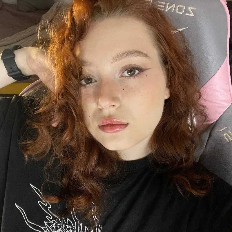 Sofy_Benson — FansOnlyX creator profile