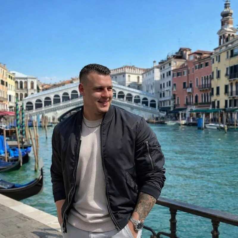 jony32big — FansOnlyX creator profile