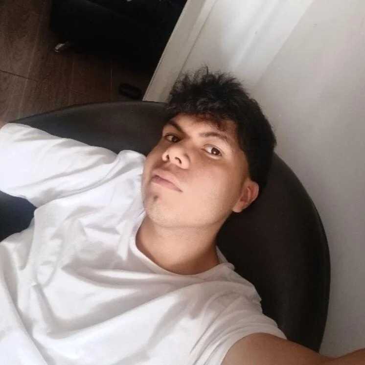 Alejo_Morettii — FansOnlyX creator profile