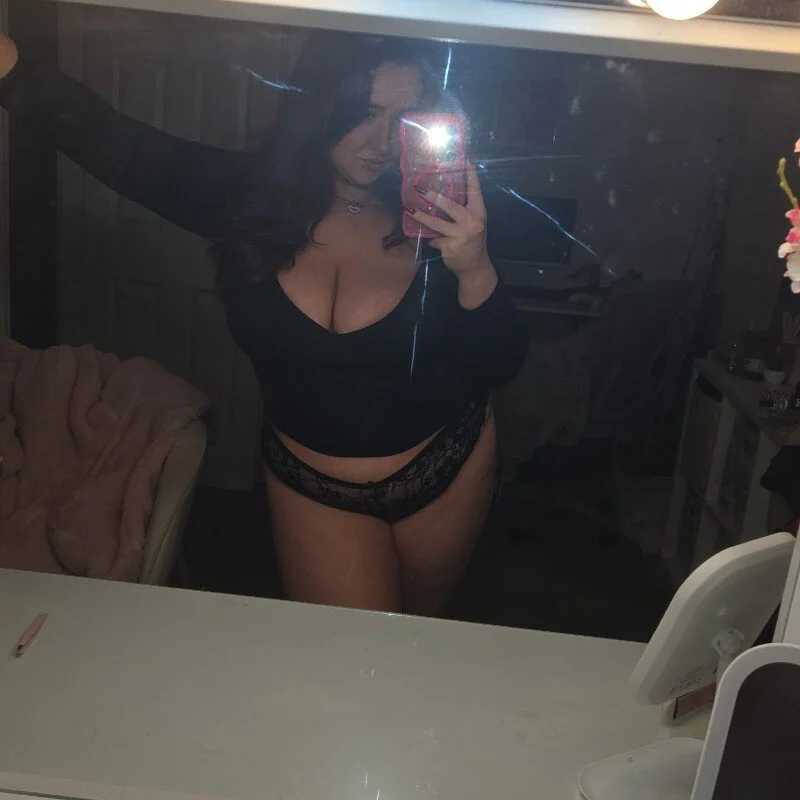 Goddess_Scarlett — FansOnlyX creator profile