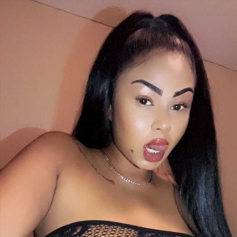 TheeHoneyBun69 — FansOnlyX creator profile