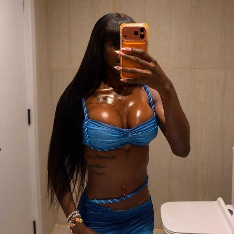 sexy_black_ — FansOnlyX creator profile