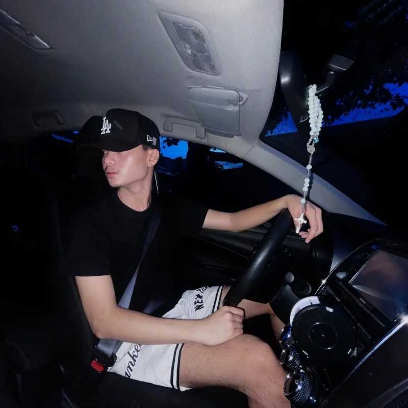 asian_cale — FansOnlyX creator profile
