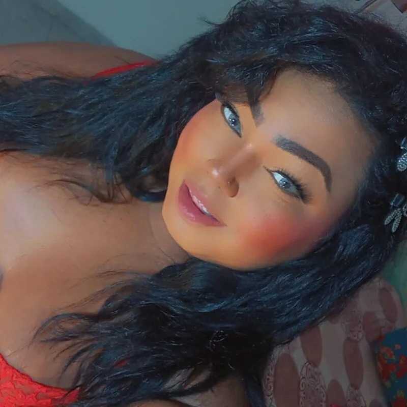 OpraxBellinda — FansOnlyX creator profile