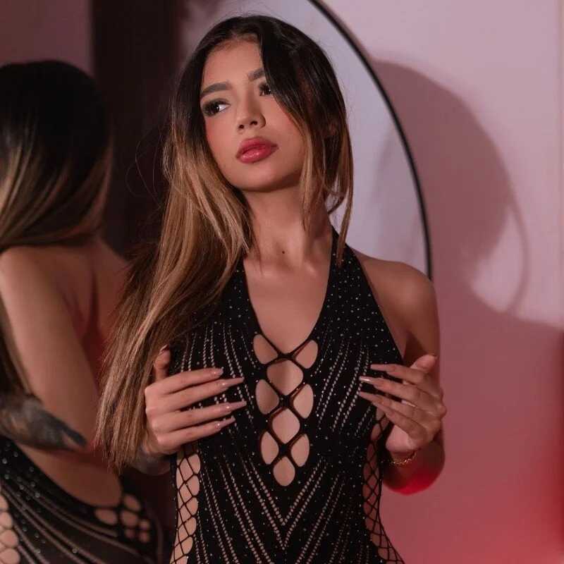 HoneyMollyX — FansOnlyX creator profile