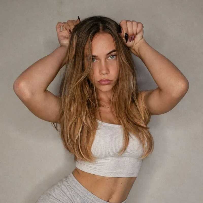 Lisahoppii — FansOnlyX creator profile