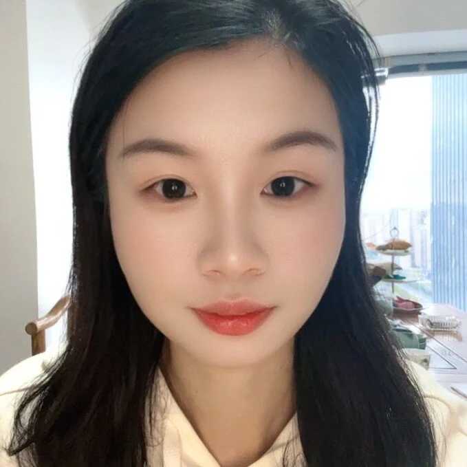 Lianzi-2026 — FansOnlyX creator profile