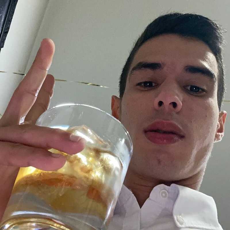 EnriBer69 — FansOnlyX creator profile