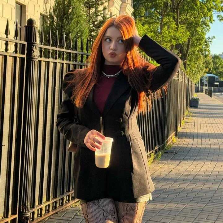 Amber_Gaze — FansOnlyX creator profile