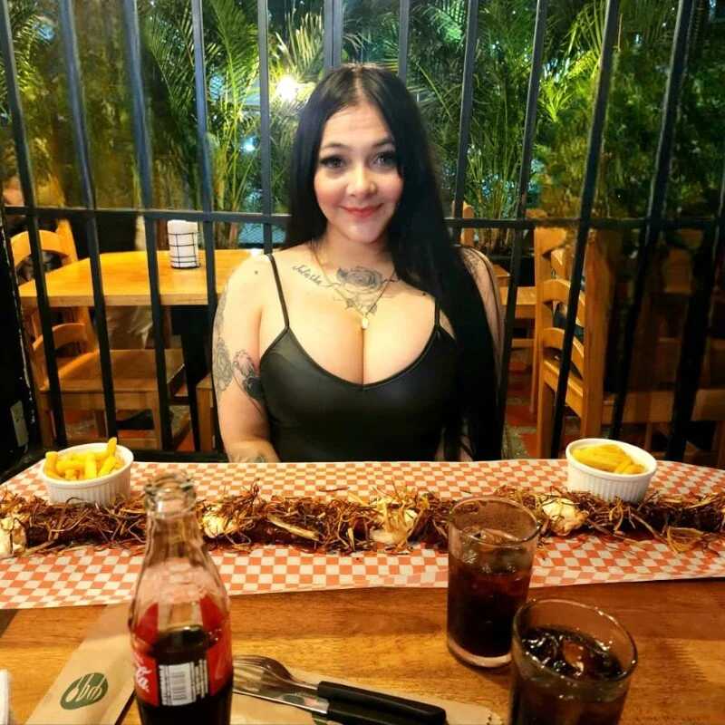 Sophie-Green — FansOnlyX creator profile
